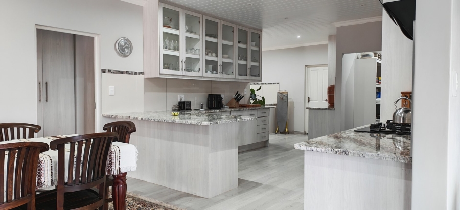 4 Bedroom Property for Sale in Dana Bay Western Cape
